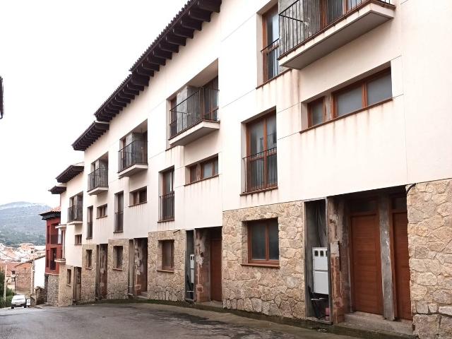 Casa adosada en Venta en Mora de Rubielos