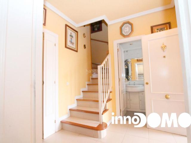 Casa adosada en venta en Moraleja de Enmedio. Chalet en Venta en Moraleja de Enmedio Madrid. Casas adosadas Moraleja de.