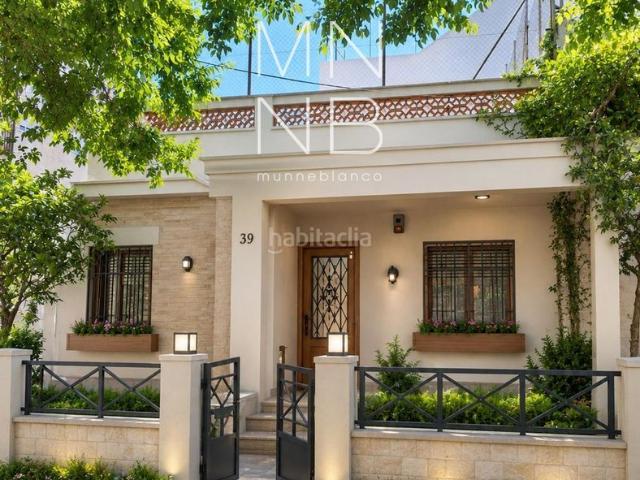Casa adosada en venta en Mataró, Els Molins. OPORTUNIDAD DE INVERSIÓN. Casas adosadas.