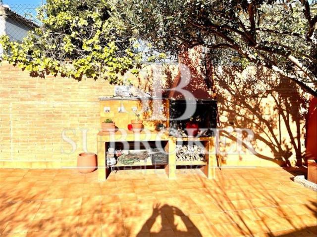 Casa adosada en venta en Mataró, Vista Alegre. CASA A 3 VIENTOS EN VISTA ALEGRE. Casas adosadas.