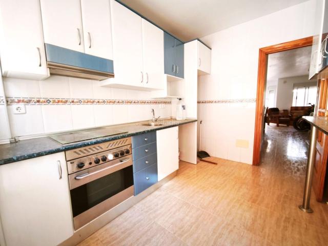 Casa adosada en venta en Mazarrón, Bahia. MAGNIFICO TRIPLEX EN PUERTO DE MAZARRON A TAN SOLO UNOS MINUTOS DE LA PLAYA. Casas adosadas.