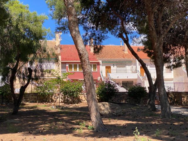 Casa adosada en venta en Mazarrón, El Alamillo. Adosado 4 dormitorios,piscina comunitaria. Casas adosadas.