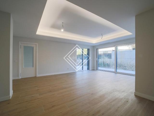 Casa adosada en venta en Madrid, Ciudad Universitaria. Casas adosadas.