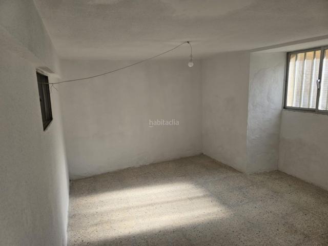 Casa adosada en venta en Valle de las Navas. CASA DE PIEDRA CON GRAN POTENCIAL Y TERRENO URBANO OPCIONAL 1145MTS. Casas adosadas Valle de las.