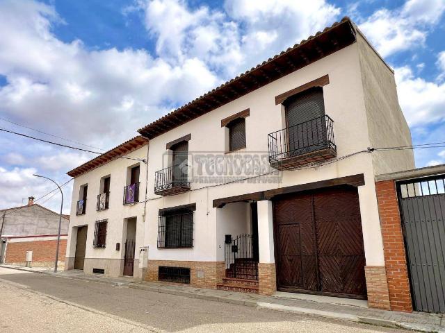 Casa adosada en Venta en Madridejos