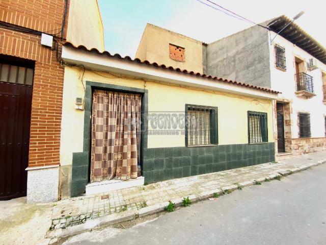 Casa adosada en Venta en Madridejos