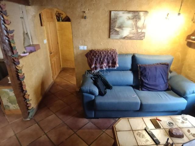 Casa adosada en venta en Madrigal del Monte. Tu refugio rural a un paso de Burgos! Casa de pueblo con gran finca!. Casas adosadas Madrigal del.