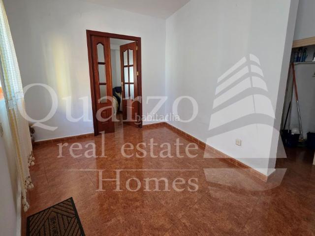 Casa adosada en venta en Madrigalejo. Se vende Chalet Adosado en Madrigalejo, Cáceres. Casas adosadas.