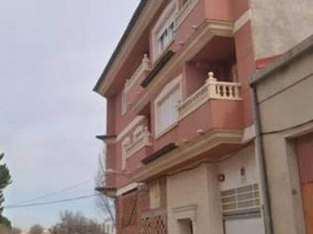 Casa adosada en Venta en Madrigueras