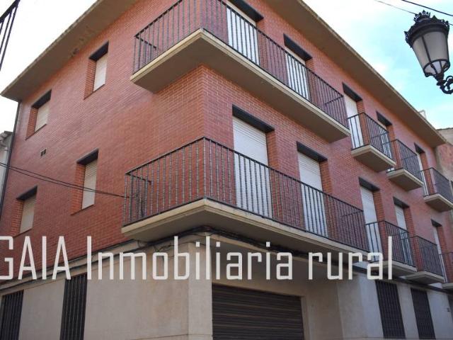 Casa adosada en Venta en Maella