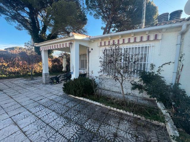 Casa adosada en Venta en Maello