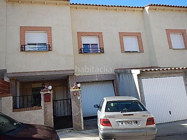 Casa adosada en venta en Magán. Venta de adosado en Magán, Toledo. Activo inmobiliario sin posesión, no se puede visitar. Casas adosadas.