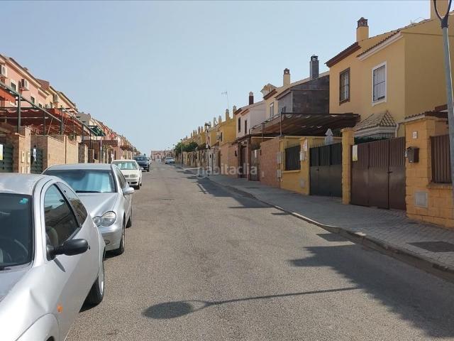 Casa adosada en venta en Mairena del Alcor. Casas adosadas Mairena del.