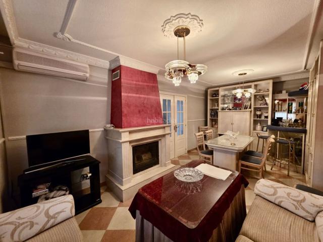 Casa adosada en venta en Mairena del Alcor. Adosado en venta en Mairena Del Alcor, 4 dormitorios. Casas adosadas Mairena del.
