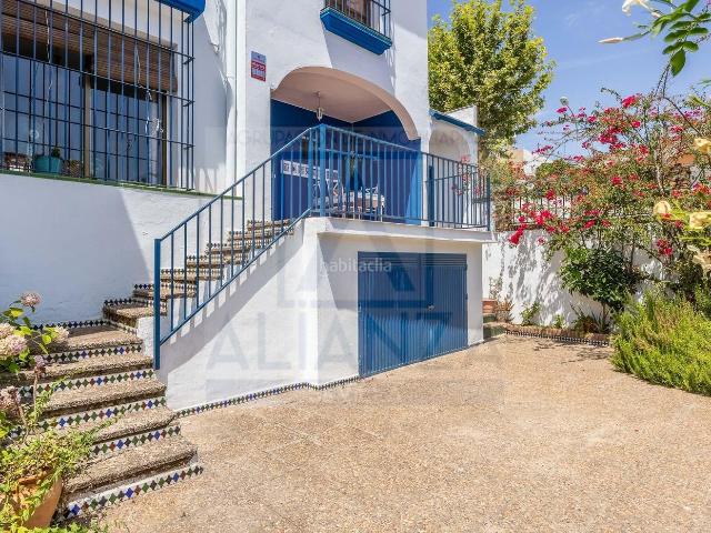 Casa adosada en venta en Mairena del Aljarafe, Lepanto. Venta de casa adosada de esquina en Mairena del Aljarafe Sevilla. Casas adosadas Mairena del.