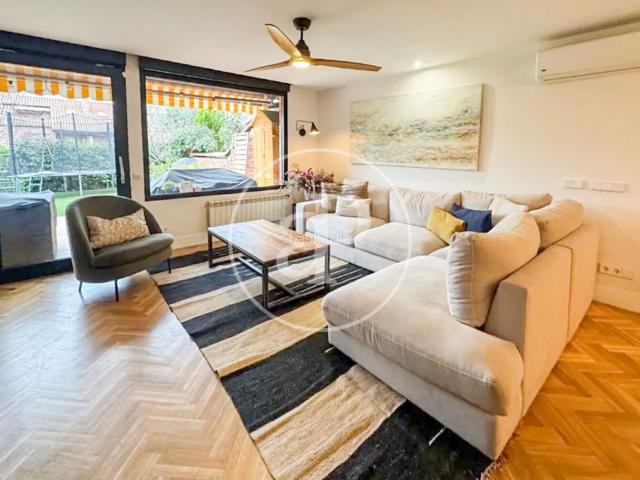 Casa adosada en venta en Majadahonda, Carretera del Plantío. Casa en venta en Majadahonda. Casas adosadas.