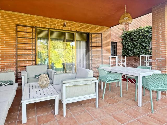Casa adosada en venta en Majadahonda, Carretera del Plantío. Chalet adosado en venta, Carretera del Plantío, Majadahonda, Madrid. Casas adosadas.