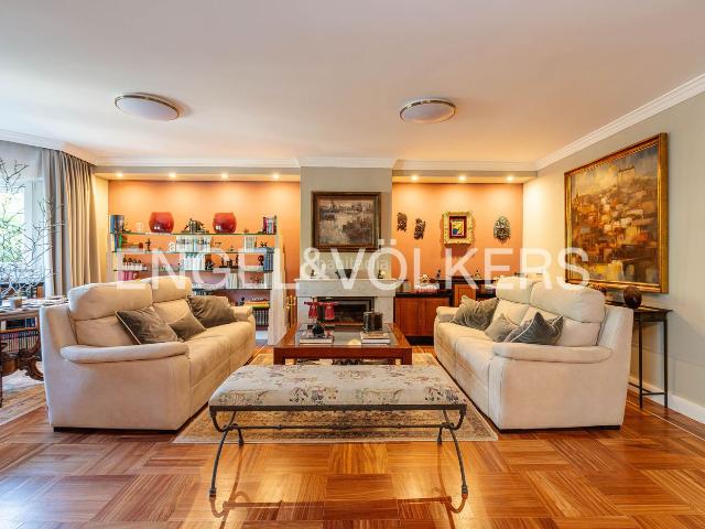 Casa adosada en venta en Majadahonda, Monte el Pilar. Espectacular chalet en El Monte del Pilar. Casas adosadas.