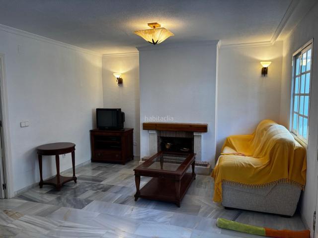 Casa adosada en venta en Málaga, Mayorazgo. adosado en calle Fuster, Mayorazgo. Casas adosadas.