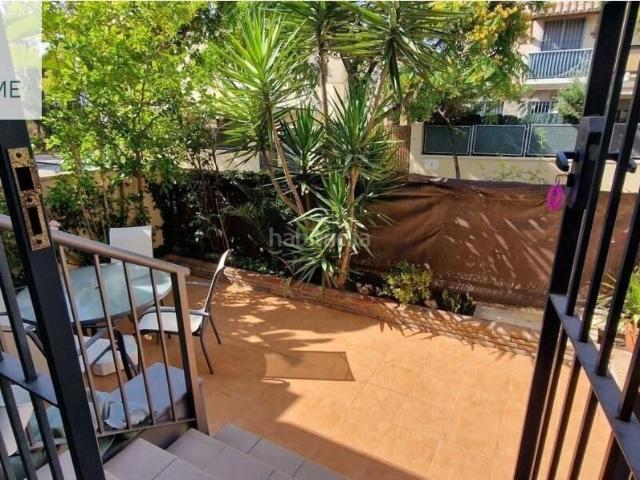 Casa adosada en venta en Málaga, Churriana El Pizarrillo La Noria Guadalsol. CHALET PAREADO EN VENTA EN CALLE NEPAL, CHURRIANA MÁLAGA. Casas adosadas.