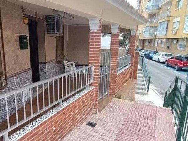 Casa adosada en venta en Málaga, El Palo. Casa Pareada en Venta en El Palo Málaga Espacio, Luz y Ubicación Privilegiada. Casas adosadas.