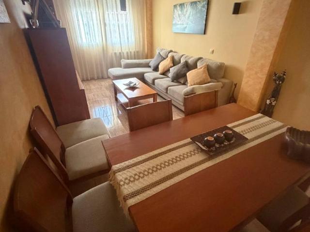 Casa adosada en Venta en Malagón