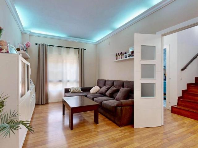 Casa adosada en Venta en Mangas Verdes Las Flores Parque del Sur