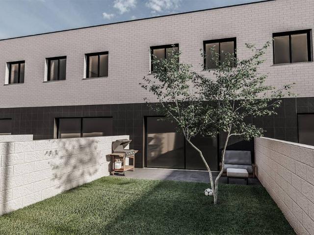 Casa adosada en Venta en Manlleu