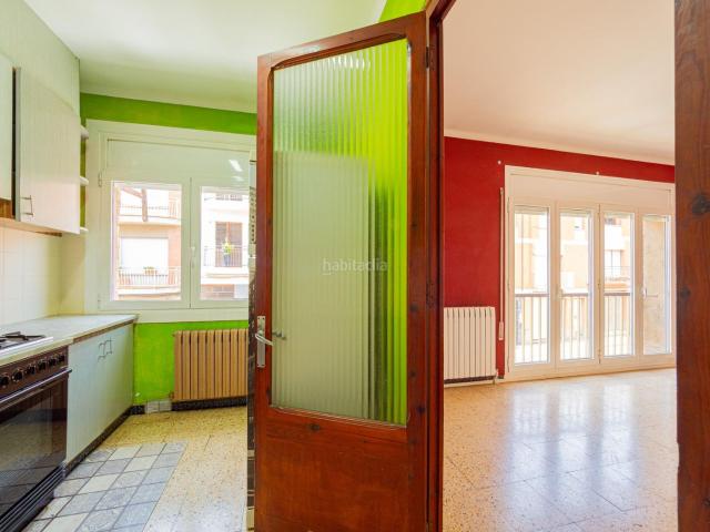 Casa adosada en venta en Manlleu. Casa unifamiliar amb jardí a Manlleu. Casas adosadas.