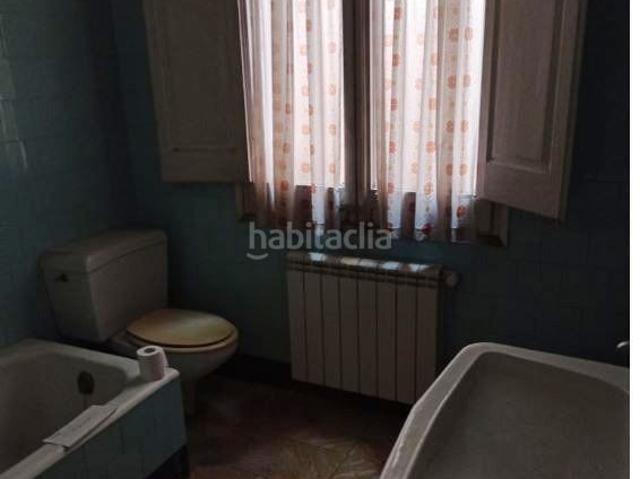 Casa adosada en venta en Manresa, Bases de Manresa Carretera de Santpedor. CASA ADOSADA CON GARAJE DE 100M2 Y TERRAZA 17M2. Casas adosadas.