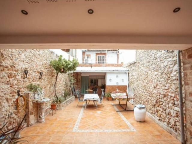 Casa adosada en Venta en Manuel