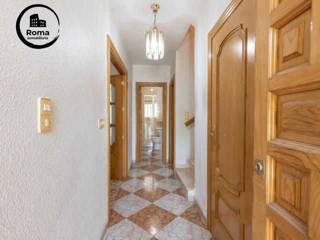 Casa adosada en Venta en Maracena