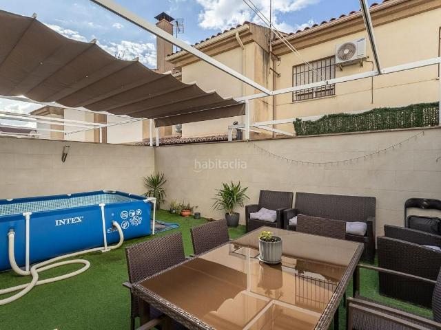 Casa adosada en venta en Maracena. Casas adosadas.