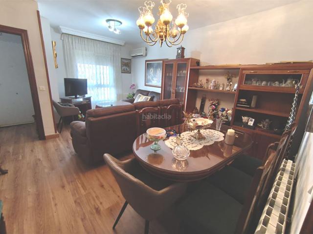 Casa adosada en venta en Maracena. Casas adosadas.