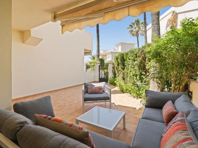 Casa adosada en venta en Marbella, Costabella. Casas adosadas.