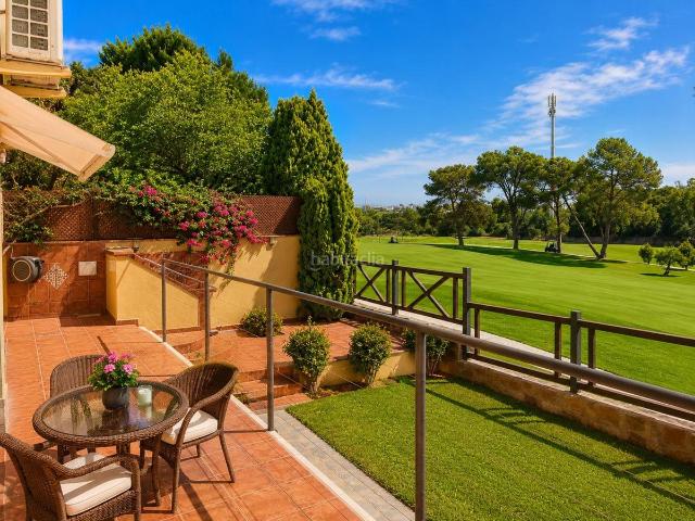 Casa adosada en venta en Marbella, Guadalmina Alta. Casas adosadas.