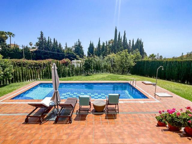 Casa adosada en venta en Marbella, El Rosario Ricmar. Casas adosadas.
