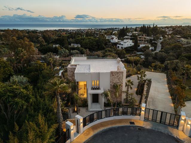 Casa adosada en venta en Marbella, La Carolina Guadalpín. Casas adosadas.