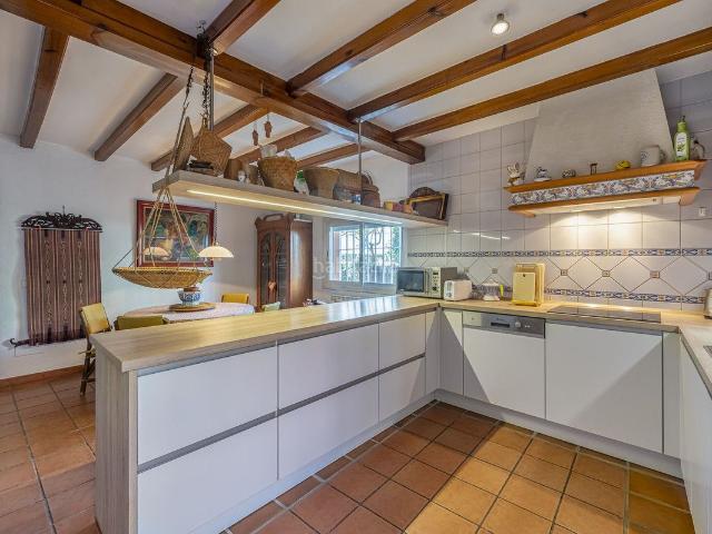 Casa adosada en venta en Marbella, La Carolina Guadalpín. Casas adosadas.