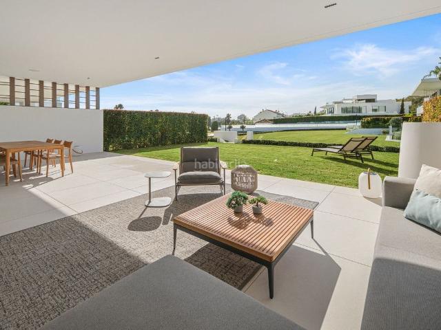 Casa adosada en venta en Marbella, La Carolina Guadalpín. Casas adosadas.