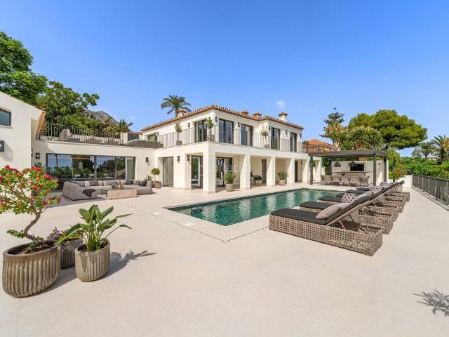 Casa adosada en venta en Marbella, La Carolina Guadalpín. Casas adosadas.