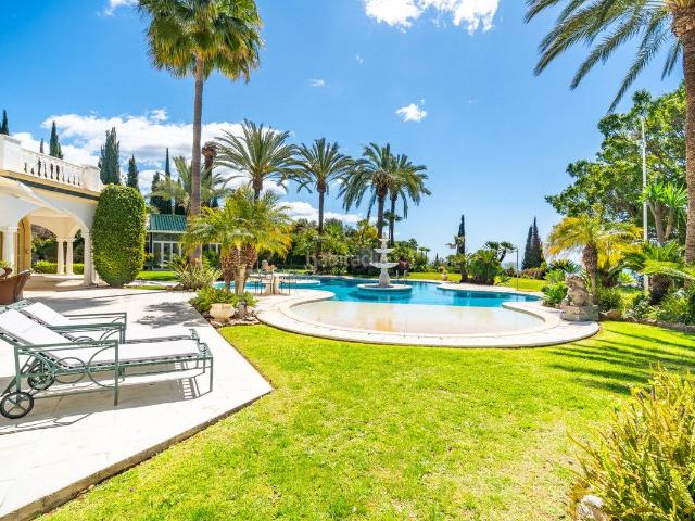 Casa adosada en venta en Marbella, La Carolina Guadalpín. Casas adosadas.