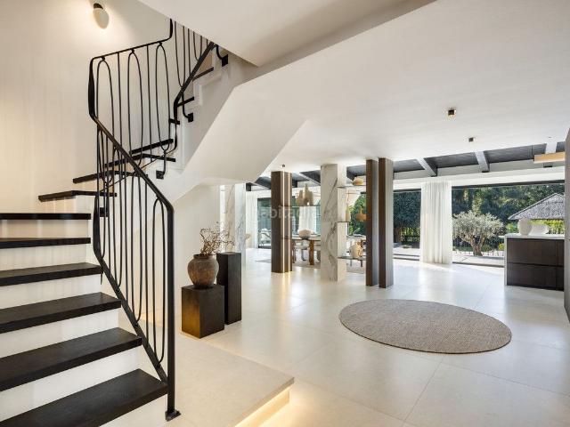 Casa adosada en venta en Marbella, Las Brisas. Casas adosadas.