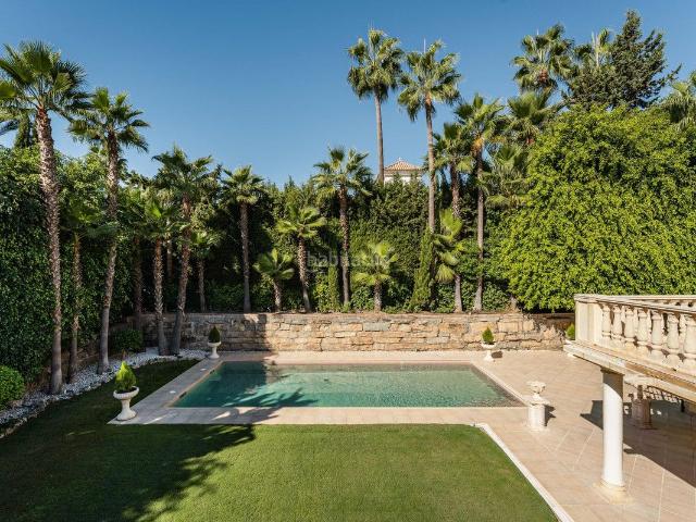 Casa adosada en venta en Marbella, Las Brisas. Casas adosadas.