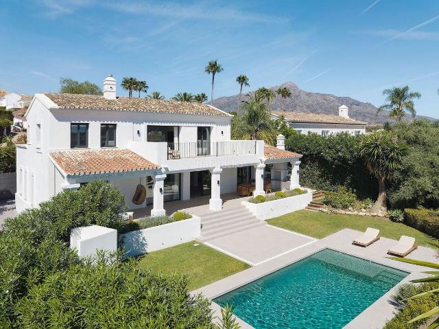 Casa adosada en venta en Marbella, Las Brisas. Casas adosadas.
