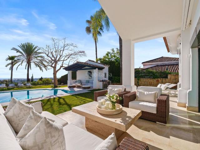 Casa adosada en venta en Marbella, Las Brisas. Casas adosadas.