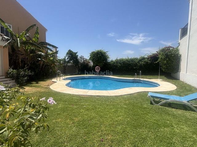 Casa adosada en venta en Marbella, Las Brisas. Casas adosadas.