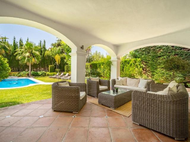 Casa adosada en venta en Marbella, Las Brisas. Casas adosadas.