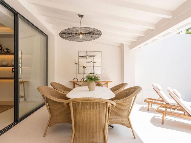 Casa adosada en venta en Marbella, Las Brisas. Casas adosadas.
