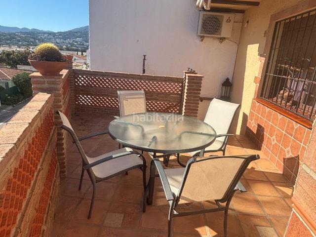 Casa adosada en venta en Marbella, Las Brisas. Magnifica casa adosada situada en Nueva Andalucia, cerca de la torre de Nueva Andalucia y cerca tambien de Puerto Banus. La casa. Casas adosadas.